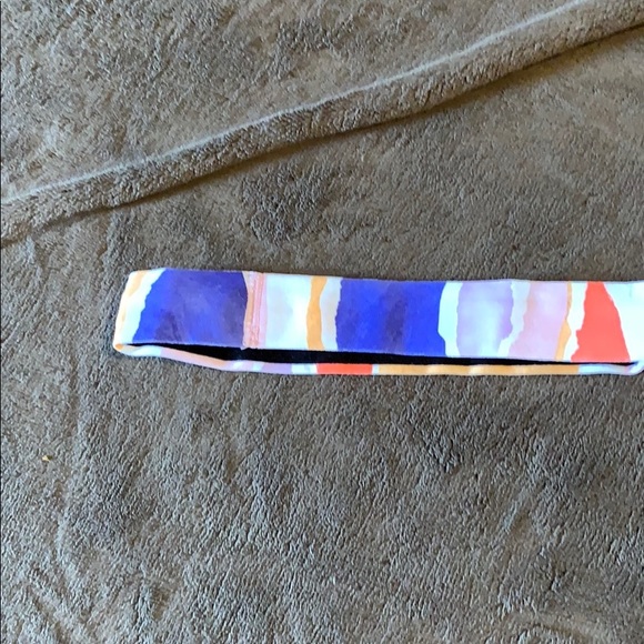 Lululemon Capri, bra tank, headband - Picture 3 of 4